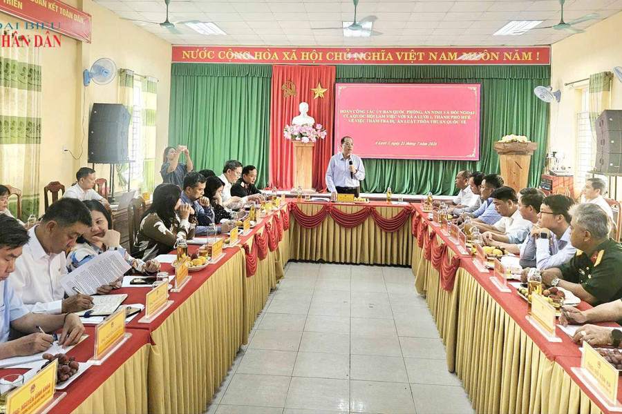 Đoàn khảo sát của Ủy ban Quốc phòng, An ninh và Đối ngoại làm việc tại xã biên giới A Lưới 1