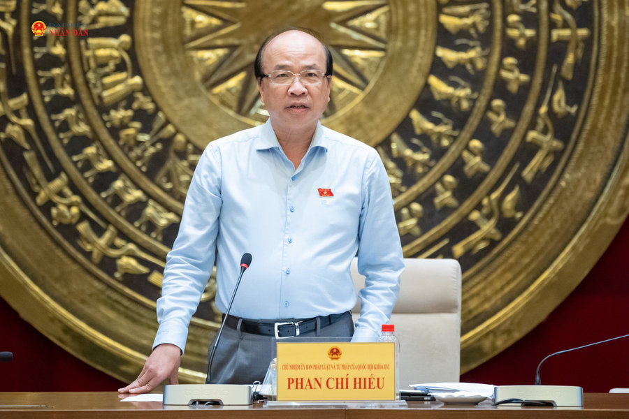 Thẩm tra sơ bộ dự án Luật Nhà ở (sửa đổi)