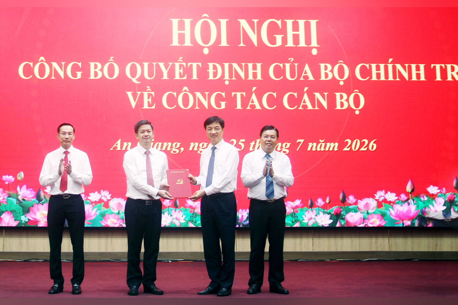 Bí thư Thành ủy Cần Thơ Lê Quang Tùng được điều động giữ chức Bí thư Tỉnh ủy An Giang