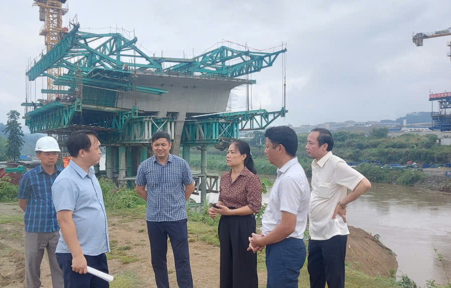 Giám sát "đến tận nơi, xem tận việc, đối thoại trực tiếp, theo dõi đến cùng"