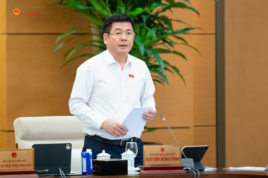 Ủy ban Thường vụ Quốc hội cho ý kiến về thí điểm cơ chế, chính sách đặc thù xây dựng khu đô thị lấn biển tại Đà Nẵng