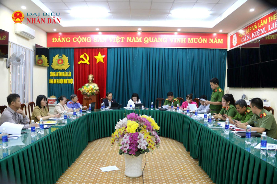 Khảo sát việc thực hiện quy định pháp luật về tiếp nhận, giải quyết tố giác, tin báo về tội phạm tại phường Buôn Ma Thuột