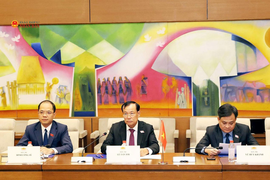 Chủ nhiệm Ủy ban Quốc phòng, An ninh và Đối ngoại, Thượng tướng Lê Tấn Tới làm việc với Ủy ban Nội vụ, Quốc phòng, Chức năng công và Công tác biên giới của Quốc hội Campuchia