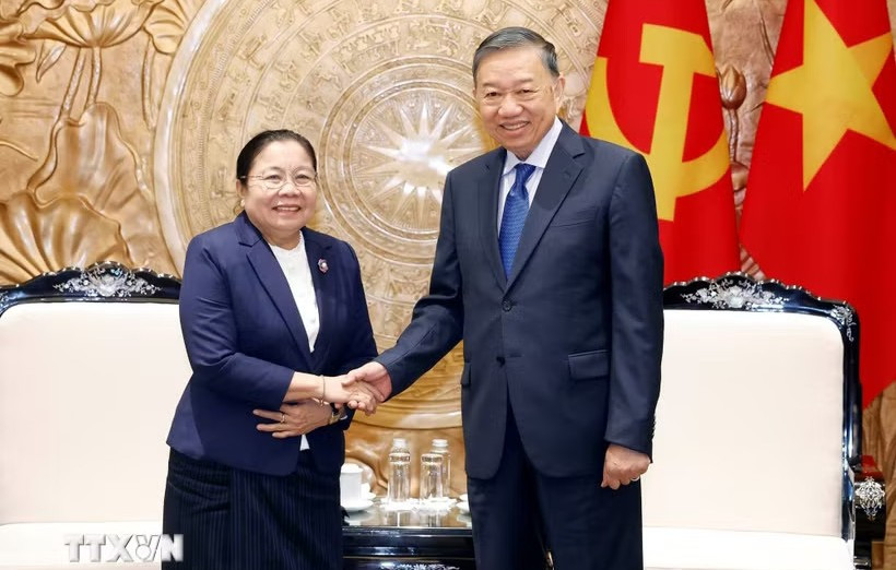 Việt Nam- Lào: Tăng cường hợp tác về công tác xây dựng Đảng