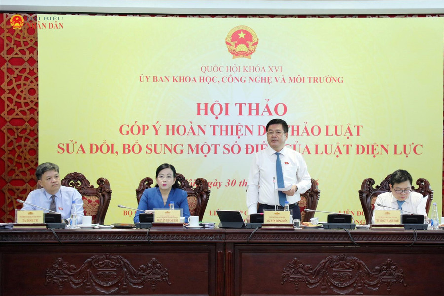 Phó Chủ tịch Quốc hội Nguyễn Hồng Diên dự hội thảo góp ý sửa đổi Luật Điện lực