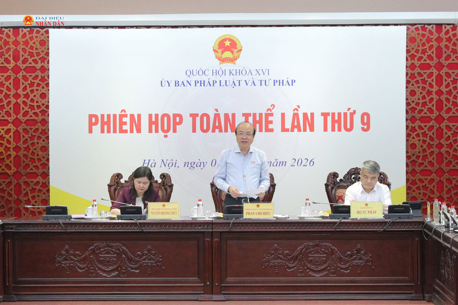 Ủy ban Pháp luật và Tư pháp thẩm tra dự án Luật Phát triển đô thị