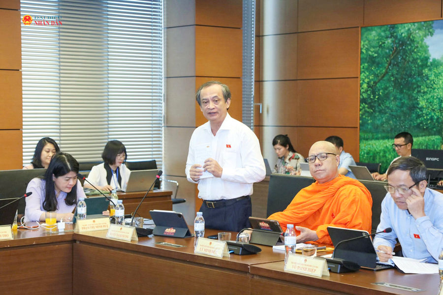 Đề xuất nộp lưu chiểu điện tử với cả sách in