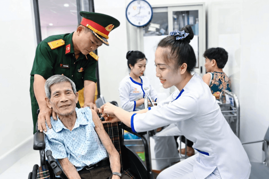 TP. Hồ Chí Minh: Người dân được khám sức khỏe định kỳ không phụ thuộc địa giới hành chính