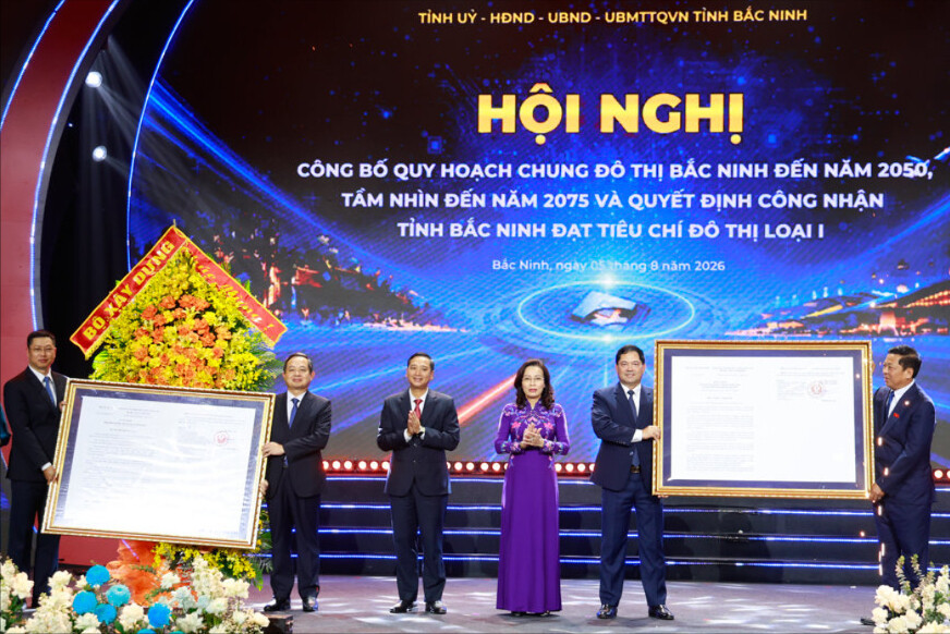 Bắc Ninh: Công bố Quy hoạch chung đô thị và Quyết định công nhận đạt tiêu chí đô thị loại I