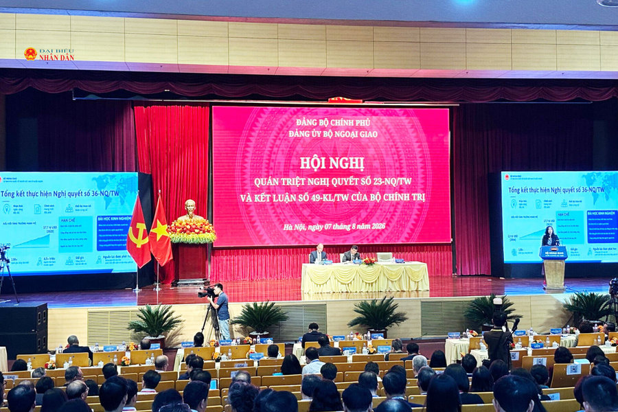 Đưa công tác người Việt Nam ở nước ngoài lên tầm tư duy mới