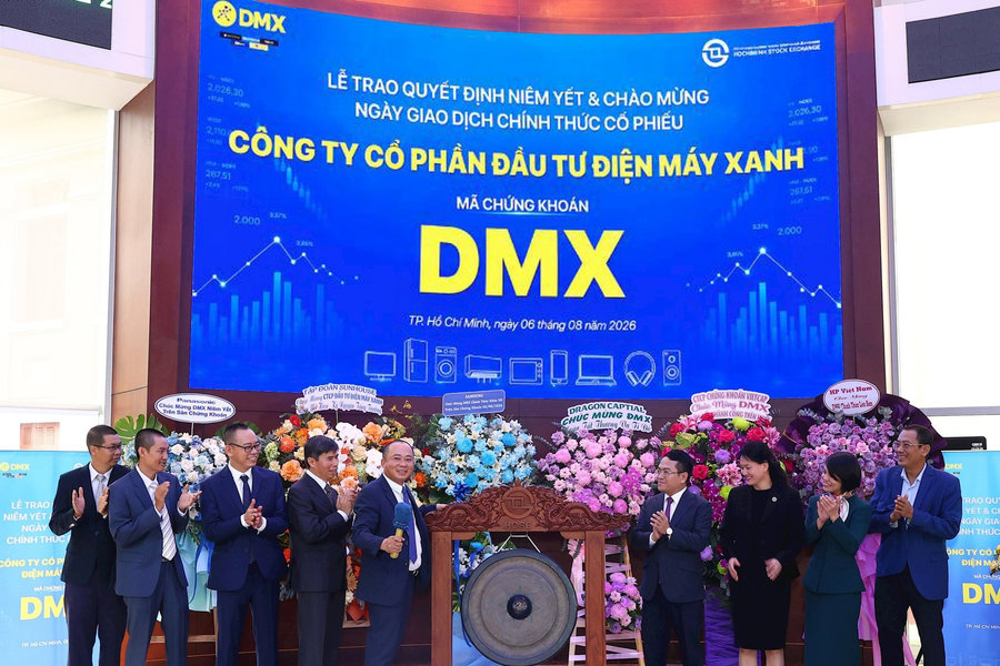 CEO Điện Máy Xanh đặt cược 22 tỷ đồng vào cổ phiếu DMX ngay ngày đầu giao dịch