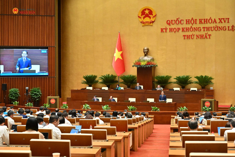 Trao quyền càng lớn, thẩm quyền, trách nhiệm và cơ chế kiểm soát quyền lực càng phải quy định rõ