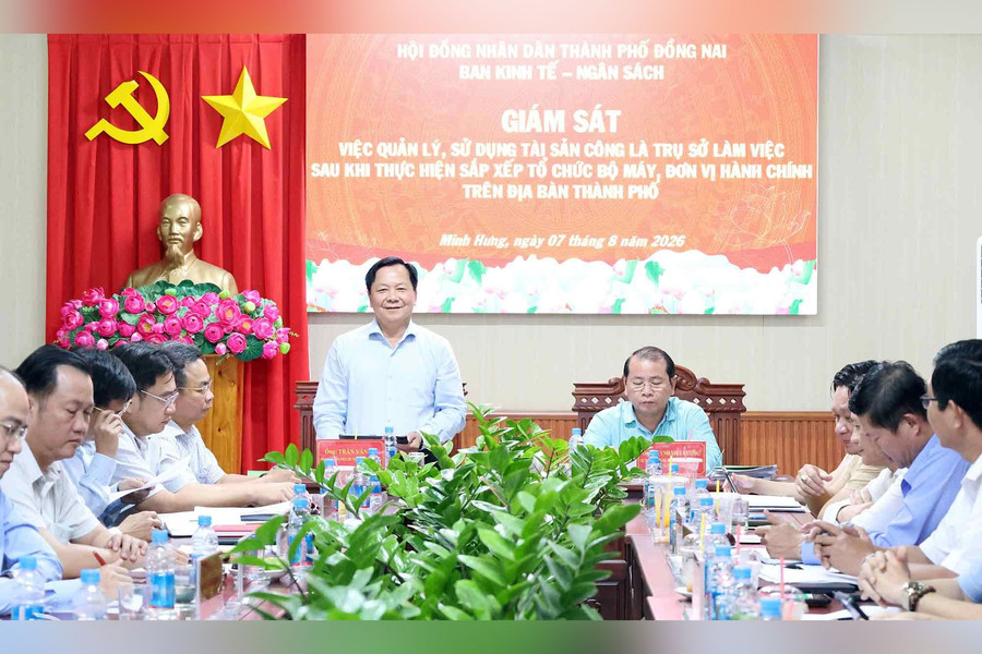 Bài 1: Từng bước chuyển từ quản lý hành chính sang quản trị phát triển
