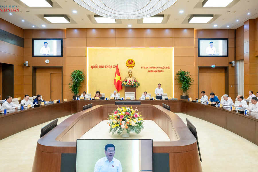 Đẩy mạnh phân cấp, phân quyền cho Bộ Công Thương thực hiện các dự án dầu khí