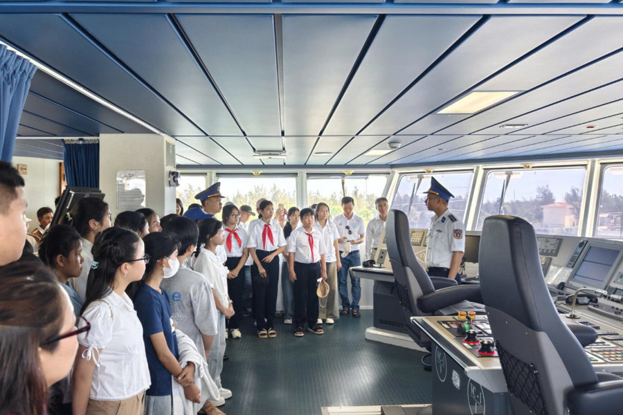 Khi tình yêu biển, đảo được nuôi dưỡng từ việc làm rất đỗi giản dị