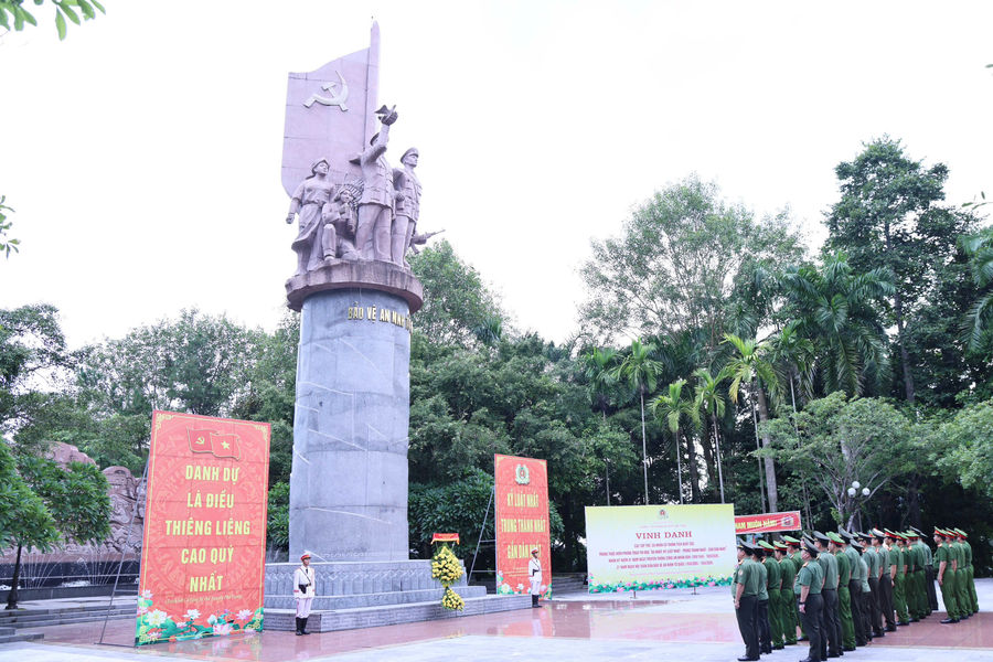 Công an tỉnh Tuyên Quang tổ chức các hoạt động kỷ niệm 81 năm Ngày truyền thống Công an nhân dân