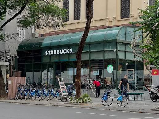 Starbucks Việt Nam: Chiến lược "vốn mỏng" vẫn gặt hái doanh thu nghìn tỷ