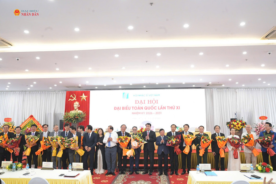 Thiếu tướng, nhạc sĩ Đức Trịnh là Chủ tịch Hội Nhạc sĩ Việt Nam Khóa XI