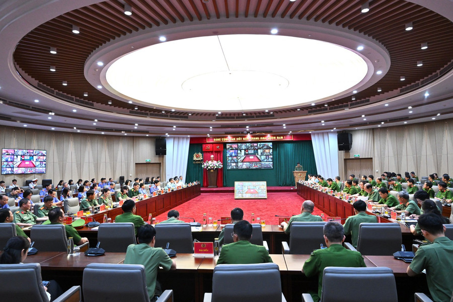 Công tác đặc xá phải luôn gắn kết chặt chẽ với công tác tái hòa nhập cộng đồng