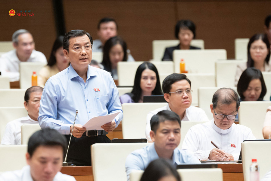 Kiểm soát dòng vốn, bảo vệ người mua và giữ lại giá trị của dự án bất động sản