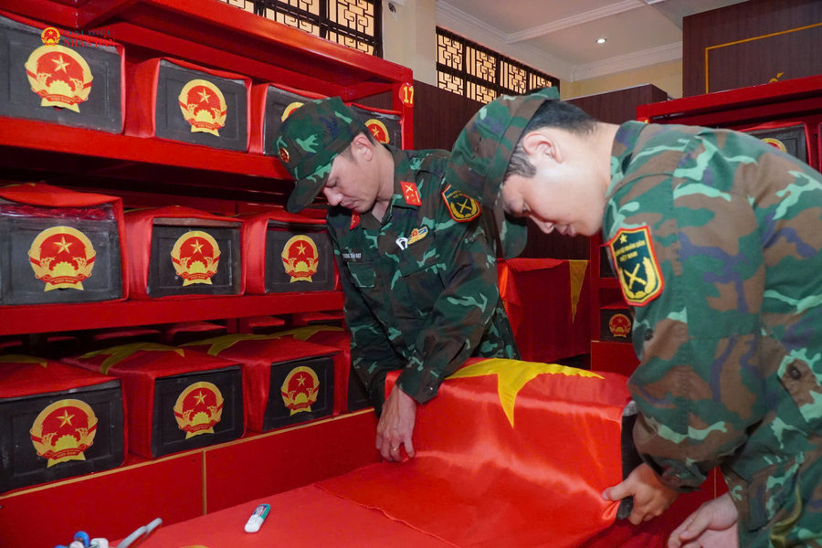 Hai tháng bền bỉ tìm kiếm hài cốt liệt sĩ tại Công viên Lê Thị Riêng, TP. Hồ Chí Minh