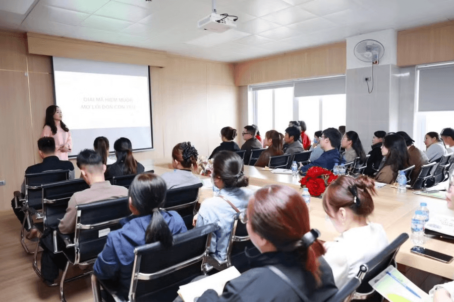 Giải mã AMH và hiếm muộn: Thắp sáng hy vọng cho những hành trình tìm con dang dở
