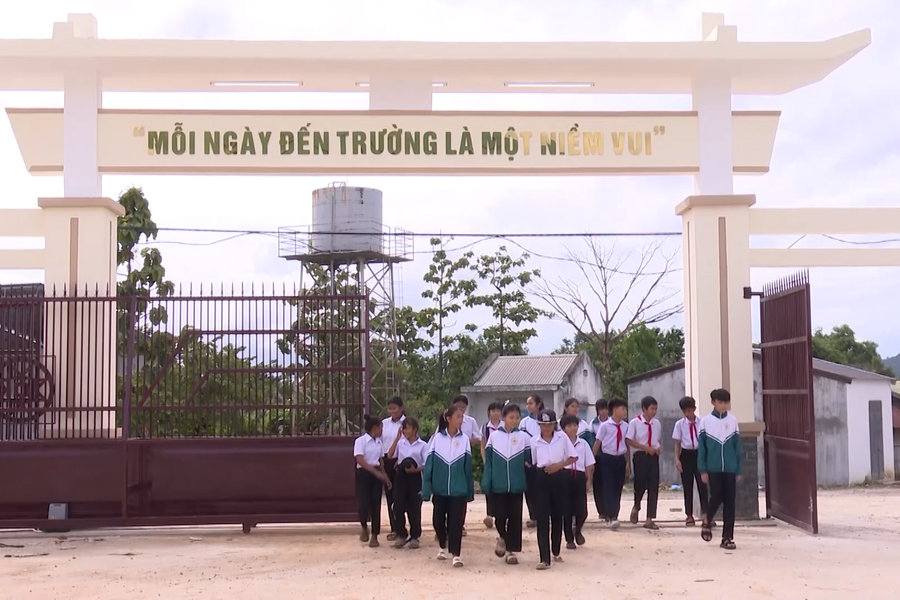 Đắk Lắk: Trường mới nơi biên giới, thêm niềm vui đến lớp