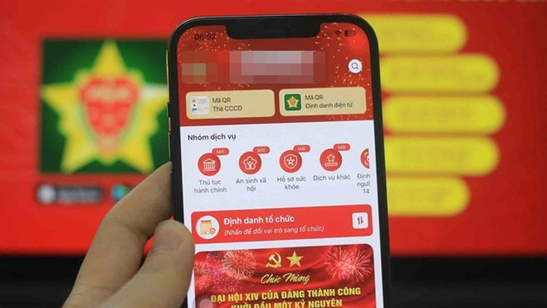 Từ 28/9, người dân có thể nhận lương hưu, trợ cấp qua VNeID