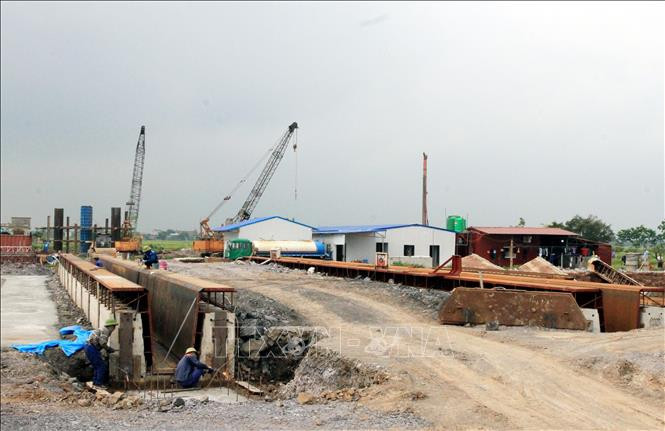 Thủ tướng Chính phủ yêu cầu đẩy nhanh tiến độ các dự án đường cao tốc tại khu vực phía Bắc