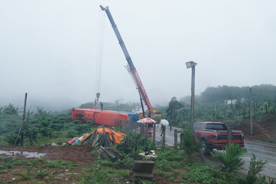 Dồn toàn lực cứu chữa các nạn nhân vụ lật xe khách tại Gia Lai