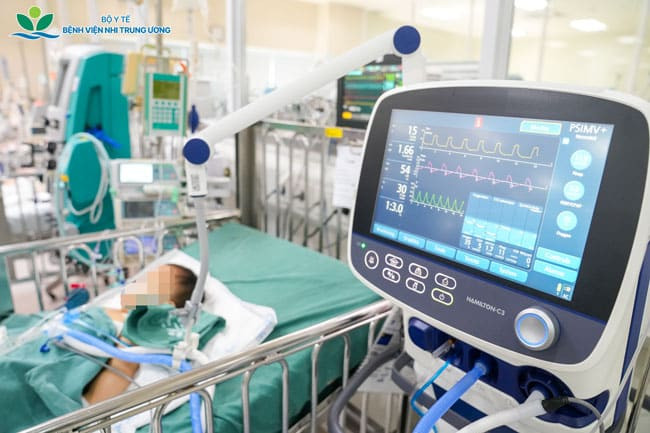Bé gái 4 tuổi tử vong sau cúm A, cảnh báo biến chứng não hoại tử cấp tính
