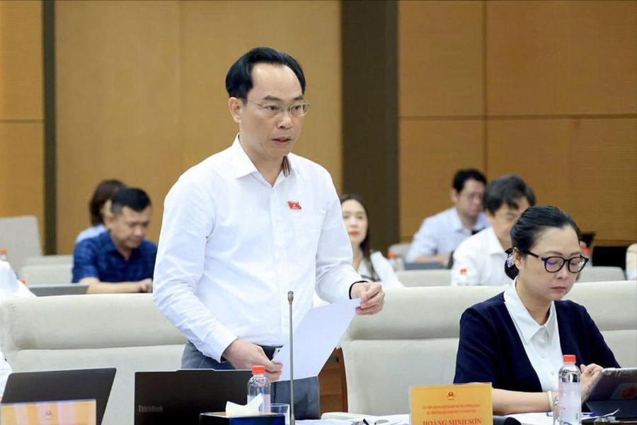 Đồng bộ giải pháp bảo đảm chế độ, chính sách với đội ngũ nhà giáo