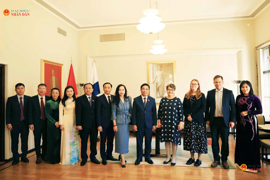 Phó Chủ tịch Quốc hội, Thượng tướng Nguyễn Doãn Anh thăm, làm việc tại Phần Lan