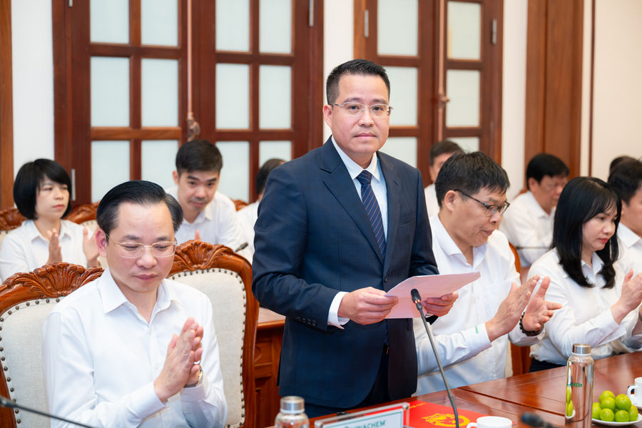 Ông Nguyễn Văn Đông được bổ nhiệm làm thành viên Hội đồng thành viên Vinachem