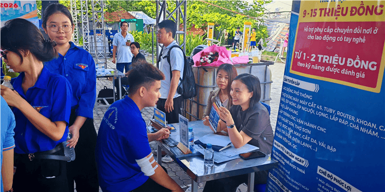 Thị trường lao động TP. Hồ Chí Minh thiếu nguồn cung