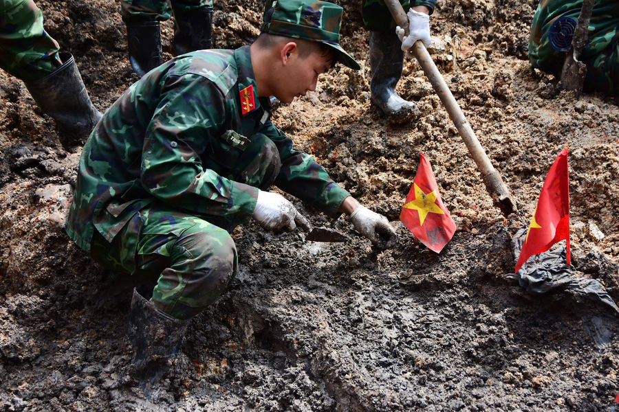 TP. Hồ Chí Minh: Quy tập thêm 13 bộ hài cốt liệt sĩ tại Công viên Lê Thị Riêng