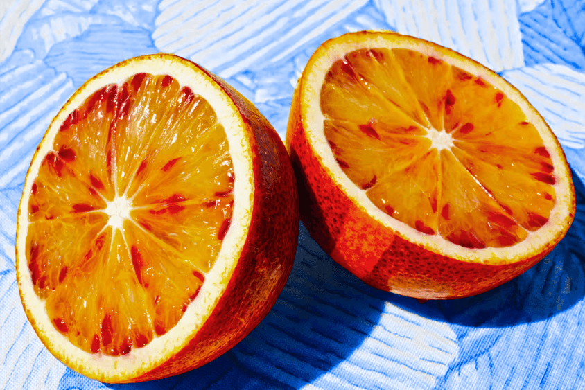 Mùa lạnh, đừng chỉ uống nước cam: Những thực phẩm giàu vitamin C hơn bạn nghĩ