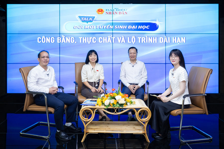 Talkshow đổi mới tuyển sinh đại học: Làm thế nào để thực hiện công bằng, thực chất?