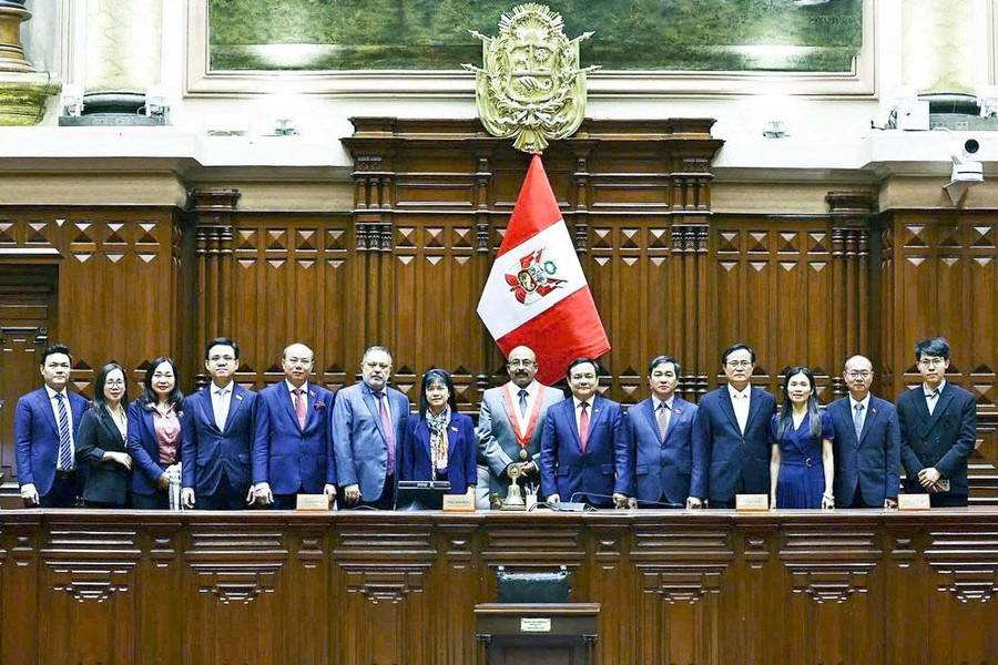 Đoàn công tác của Ủy ban Công tác đại biểu thăm, làm việc tại Peru, Chile