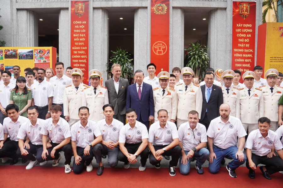 Tổng Bí thư, Chủ tịch nước Tô Lâm dự Lễ kỷ niệm 70 năm thành lập Câu lạc bộ Bóng đá Công an Hà Nội