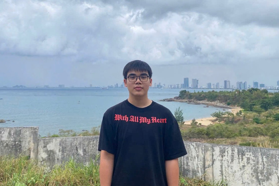 Chủ tịch UBND TP.Bắc Ninh khen thưởng nam sinh dũng cảm tố giác, đương đầu với tội phạm
