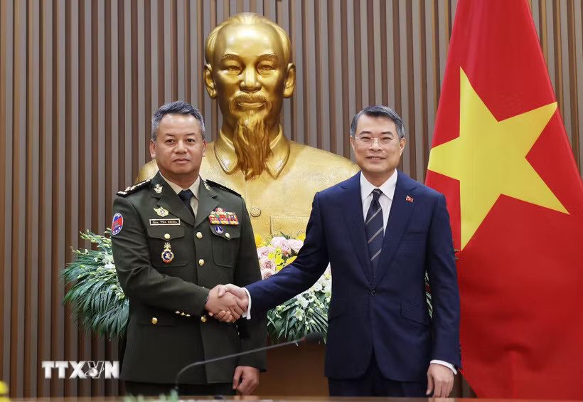 Thủ tướng Chính phủ Lê Minh Hưng tiếp Phó Thủ tướng, Bộ trưởng Quốc phòng Campuchia