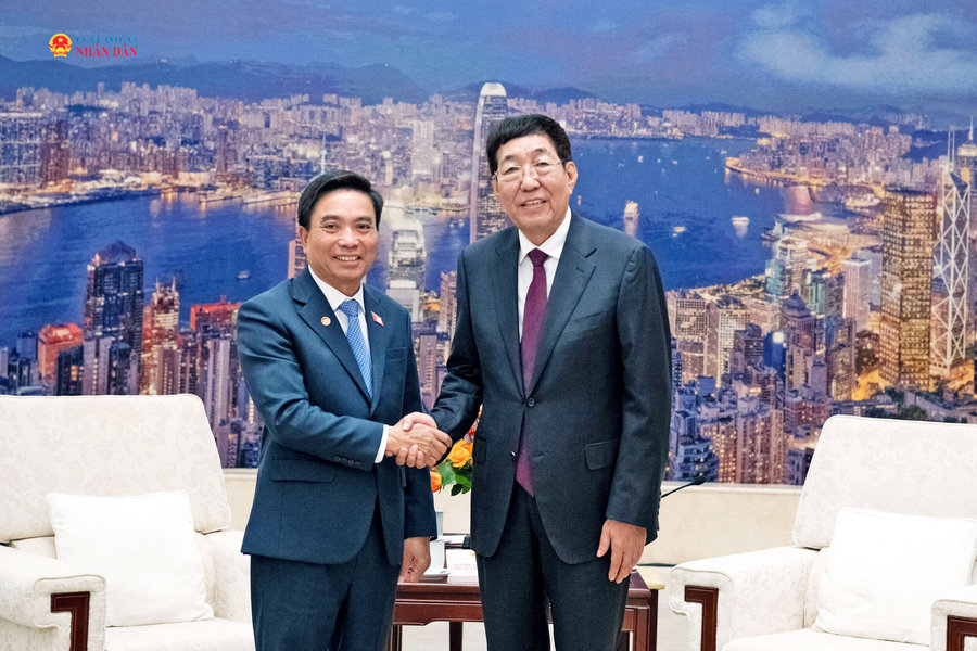 Phó Chủ tịch Quốc hội, Thượng tướng Nguyễn Doãn Anh làm việc với Chủ tịch Nhóm Nghị sĩ hữu nghị Trung - Việt Ba Âm Triều Lỗ
