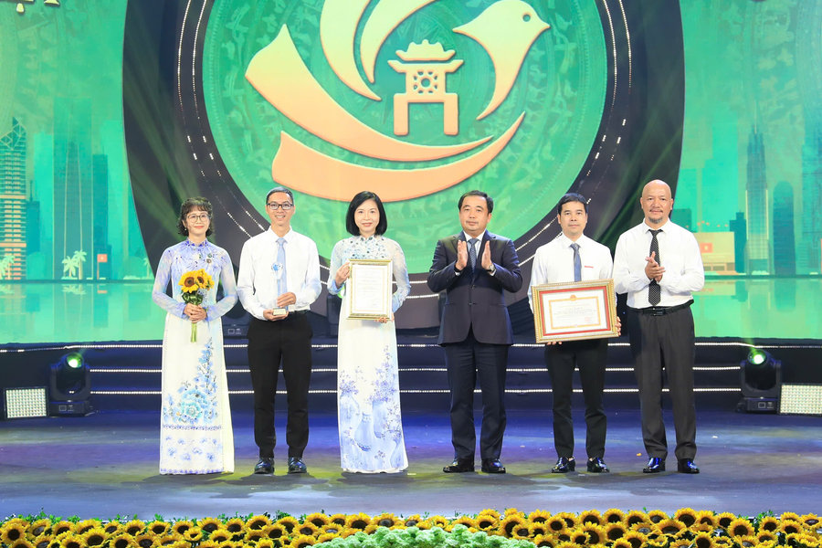 Trao Giải báo chí Phát triển văn hóa và xây dựng người Hà Nội thanh lịch, văn minh lần thứ IX - năm 2026
