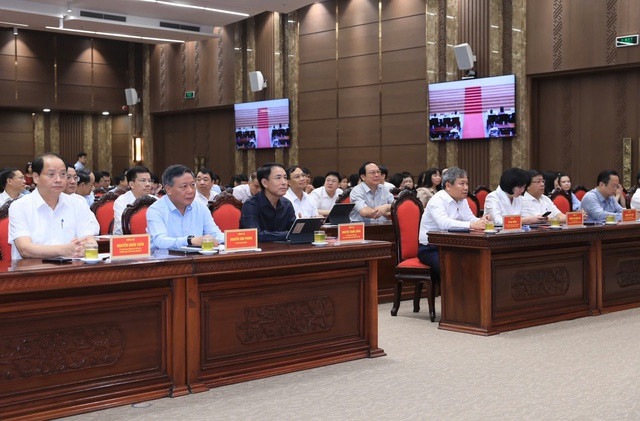 Đảng bộ thành phố Hà Nội dự Hội nghị toàn quốc quán triệt, triển khai thực hiện Nghị quyết Trung ương 4