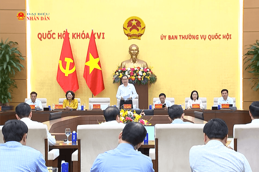 Thảo luận dự án Luật phải trúng, tập trung vào những vấn đề lớn, điểm nghẽn thể chế