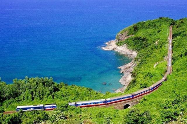Tuyến tàu Huế - Đà Nẵng vào top 10 chuyến tàu hỏa đẹp nhất thế giới năm 2026