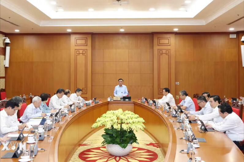 Quyết liệt sắp xếp, tinh gọn bộ máy