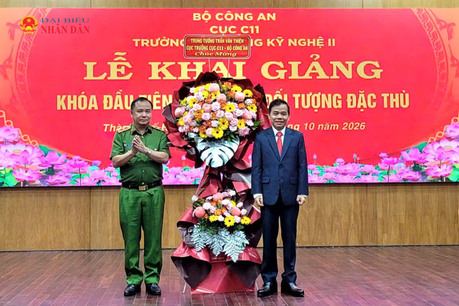 Trường Cao đẳng Kỹ nghệ II đào tạo nghề theo hướng “cầm tay chỉ việc”