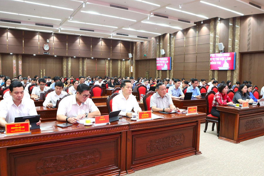 Hà Nội: Đổi mới tư duy quản lý, sử dụng đội ngũ cán bộ